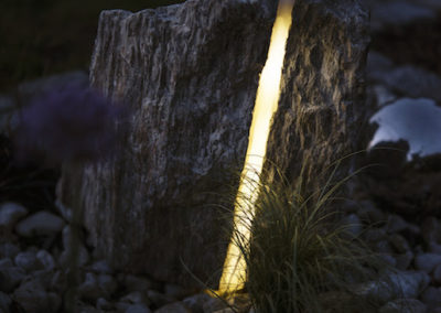 Lampa ogrodowa - Kamień kora